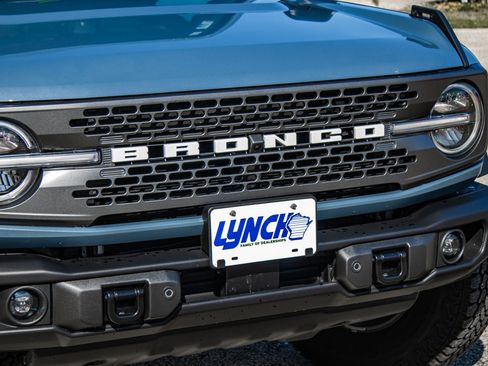 Used 2025 Ford Bronco Badlands AWD/4WD image 10