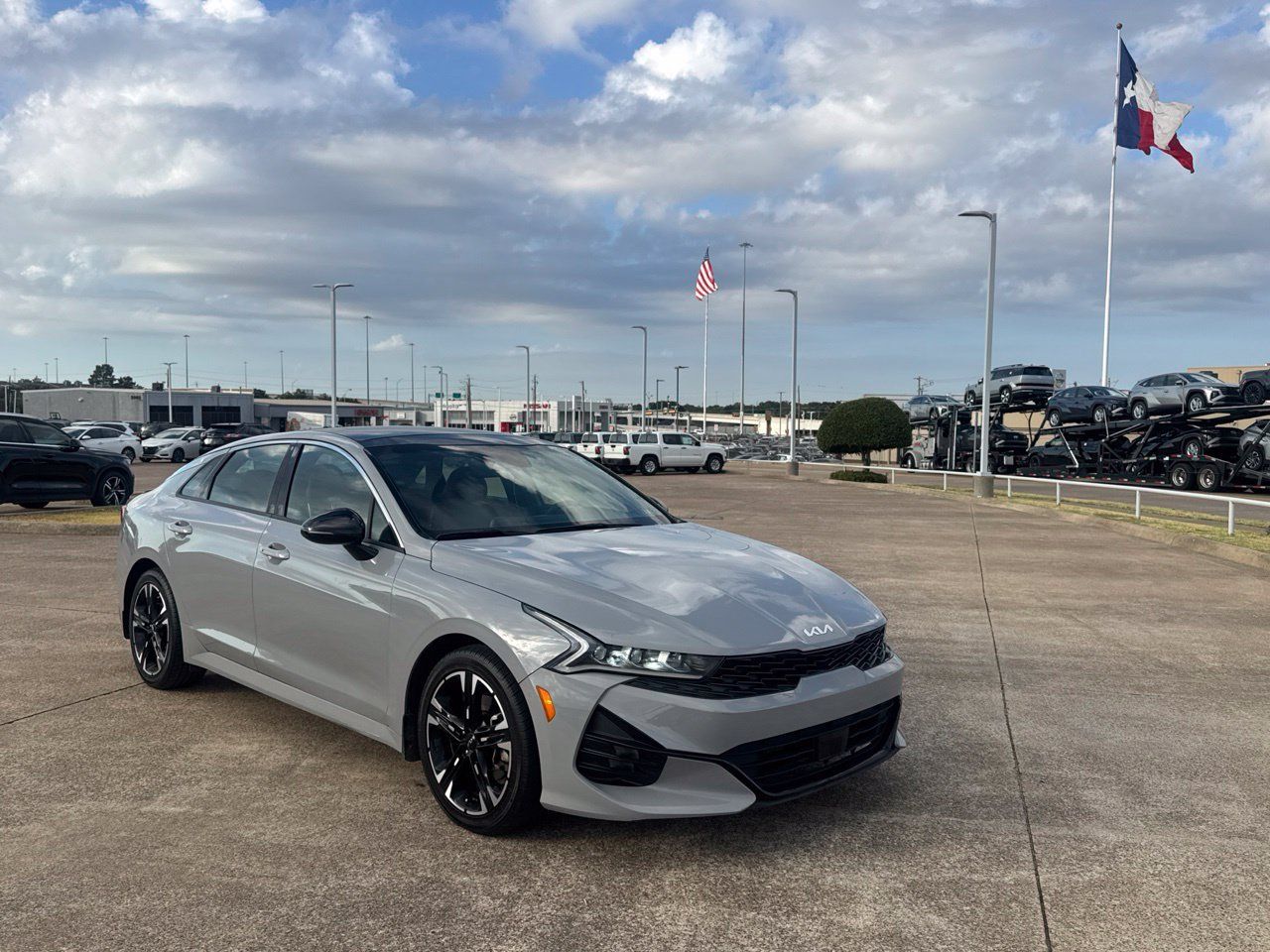 Used 2023 Kia K5 GT-Line FWD image 1