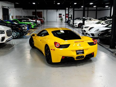Used 2010 Ferrari 458 Italia Coupe RWD image 77