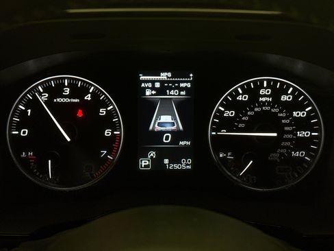 Used 2025 Subaru Outback Premium AWD/4WD image 13