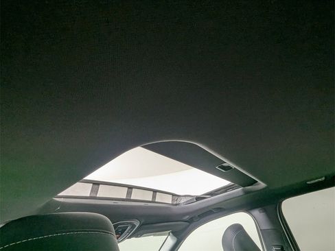 New 2025 Jeep Grand Cherokee Laredo X w/ Luxury Tech Group I image 29