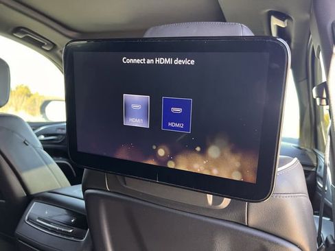 Certified 2023 Cadillac Escalade Premium Luxury image 30