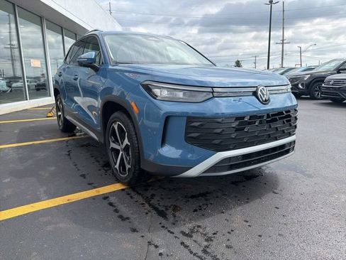 New 2026 Volkswagen Tiguan SE AWD/4WD image 11