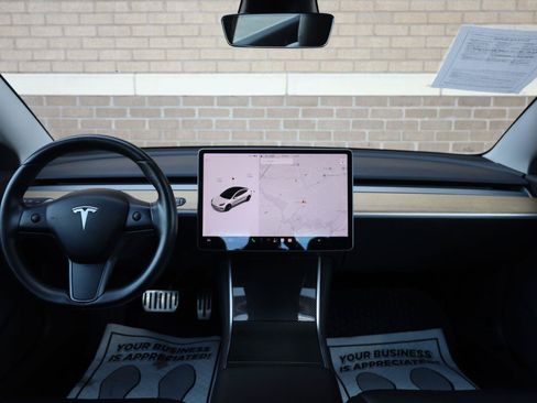 Used 2018 Tesla Model 3 Long Range RWD image 29