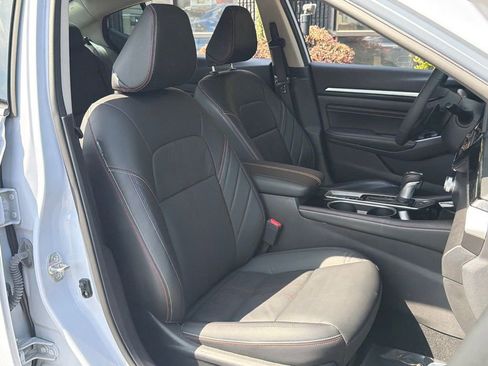 Used 2023 Nissan Altima 2.0 SR image 33