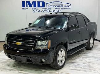 Used 2013 Chevrolet Avalanche LS video 1