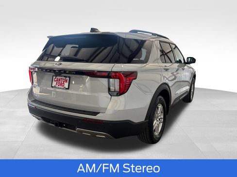 New 2026 Ford Explorer Active w/ Active Comfort Package RWD image 7