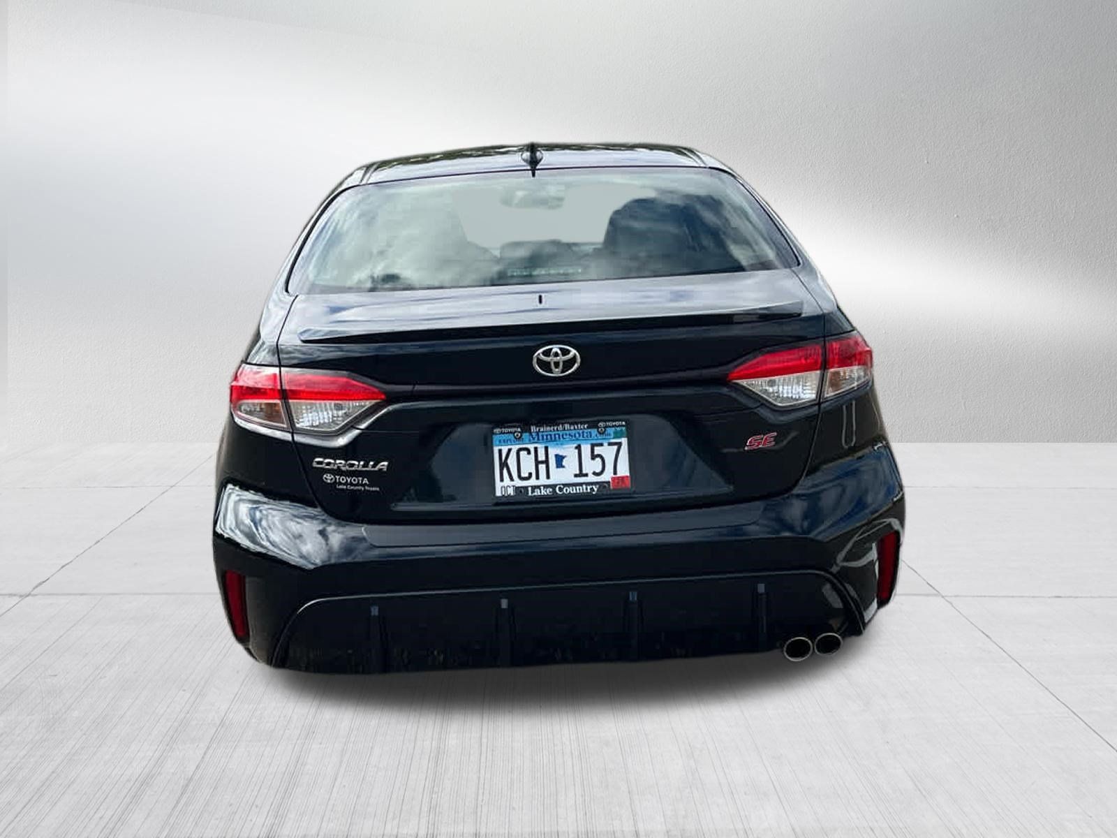 Used 2023 Toyota Corolla SE FWD image 5