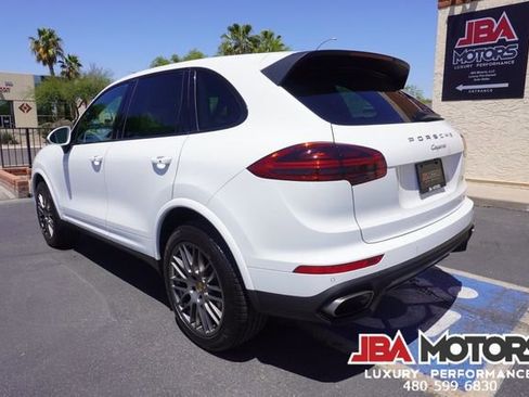 Used 2017 Porsche Cayenne Platinum Edition AWD/4WD image 4
