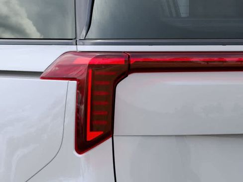 New 2026 Kia Carnival SX Prestige FWD image 11