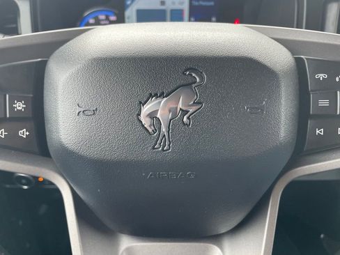 Used 2023 Ford Bronco Big Bend AWD/4WD image 13