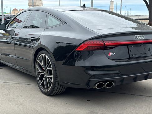Used 2025 Audi S7 Prestige w/ Prestige Package image 5