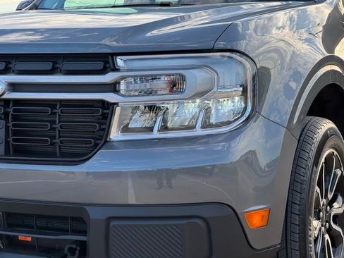 Used 2024 Ford Maverick Lariat image 12