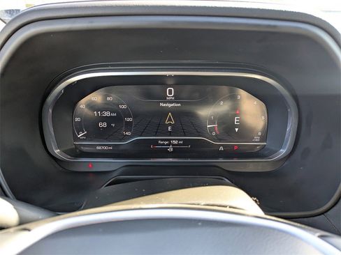 Used 2023 GMC Yukon SLT image 25