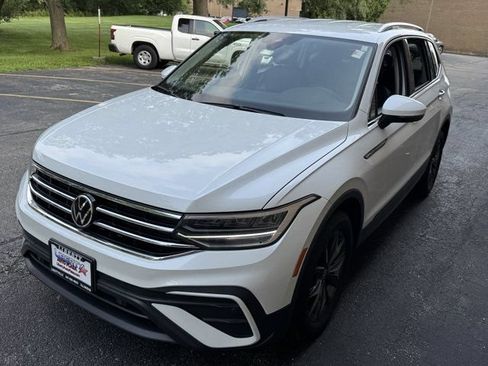Used 2023 Volkswagen Tiguan SE AWD/4WD image 50