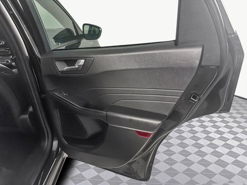 Used 2025 Ford Escape ST-Line image 28
