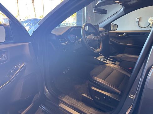 Used 2023 Ford Escape ST-Line w/ Tech Pack #1 image 19