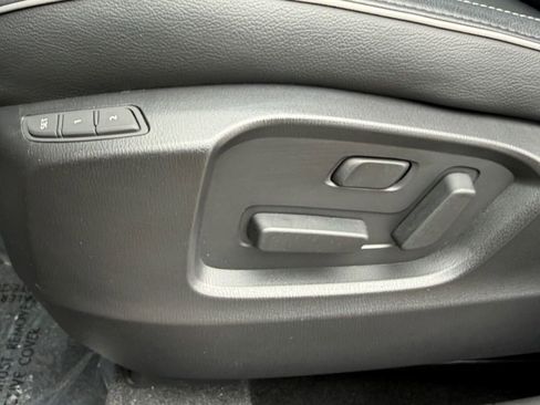 Used 2025 MAZDA CX-5 AWD 2.5 S w/ Preferred Package image 10