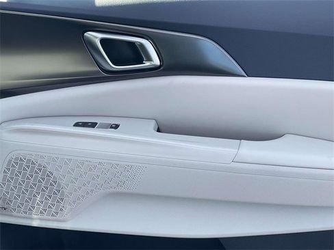 New 2026 Kia Carnival SX Prestige image 17