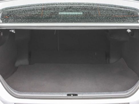 Used 2021 Toyota Camry SE image 25