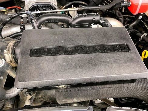 Used 2025 GMC Sierra 3500 Denali w/ Denali Reserve Package image 32