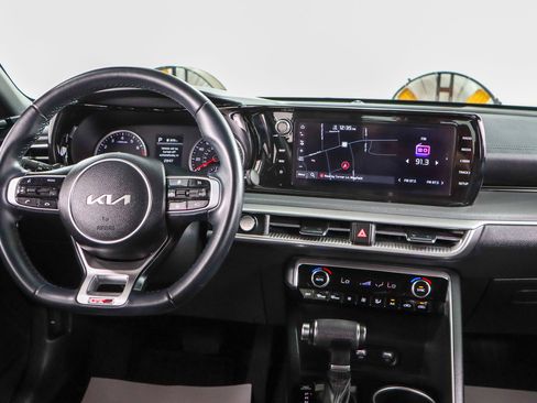Used 2022 Kia K5 GT-Line image 17