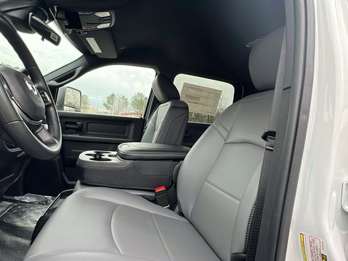 New 2026 RAM 4500 Tradesman w/ Chrome Appearance Group image 17