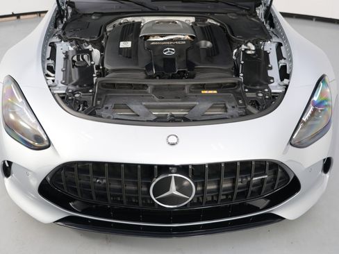Used 2024 Mercedes-Benz AMG GT 63 image 8