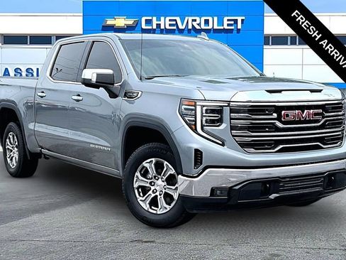Used 2023 GMC Sierra 1500 SLT AWD/4WD image 1