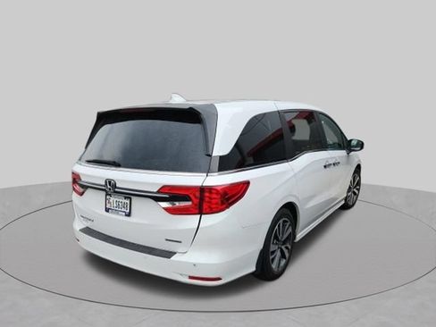 Used 2024 Honda Odyssey Touring image 11