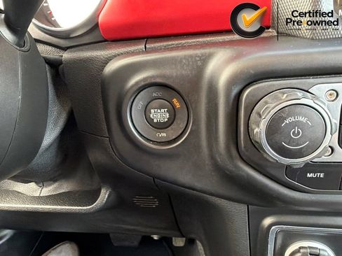 Certified 2021 Jeep Gladiator Rubicon AWD/4WD image 85