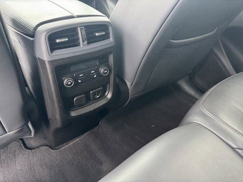 Used 2019 Buick Envision Premium image 27