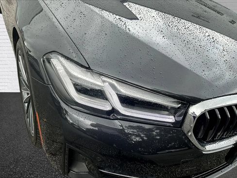 Used 2022 BMW 530i w/ Convenience Package RWD image 27