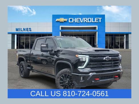 Certified 2025 Chevrolet Silverado 2500 LTZ w/ LTZ Plus Package AWD/4WD image 1