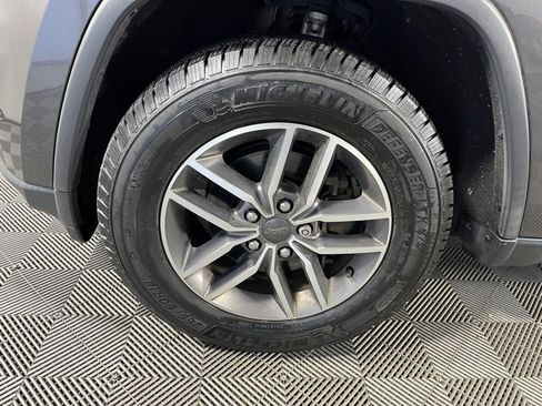 Used 2020 Jeep Grand Cherokee Limited image 10