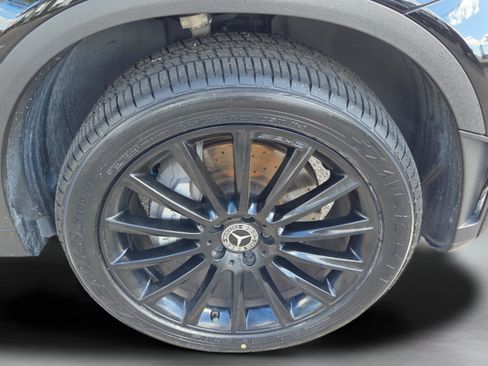 Used 2023 Mercedes-Benz GLC 300 4MATIC Coupe image 21