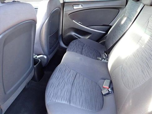 Used 2017 Hyundai Accent SE image 9