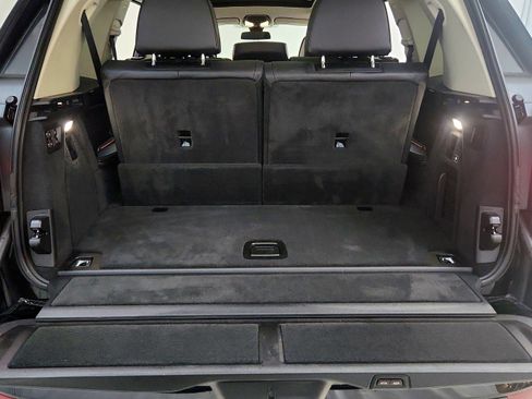 Used 2022 BMW X7 xDrive40i w/ Premium Package AWD/4WD image 33