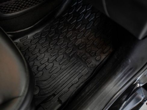 Used 2021 Jeep Compass Latitude w/ Sun and Sound Group image 28