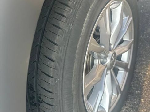 Used 2024 Honda CR-V EX image 7