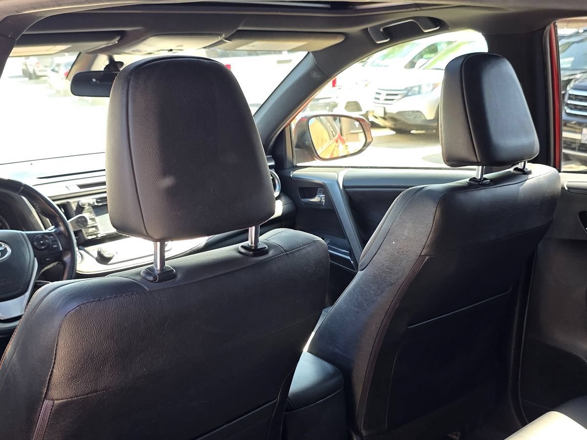 Used 2017 Toyota RAV4 SE FWD image 27