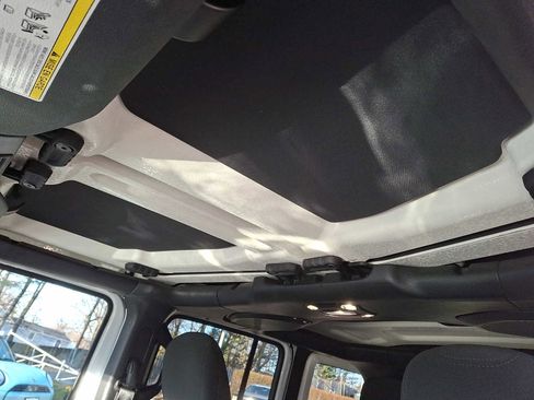 Used 2021 Jeep Wrangler Unlimited Sport image 13