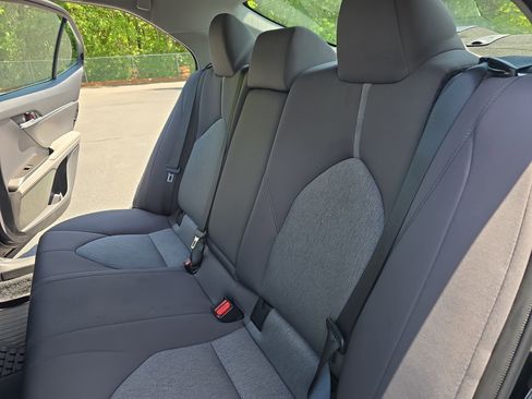 Used 2023 Toyota Camry LE FWD image 12