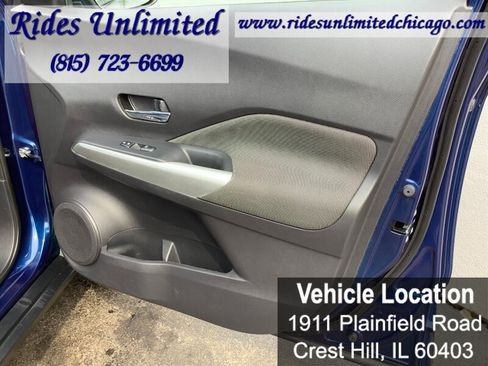 Used 2019 Nissan Kicks SV FWD image 26