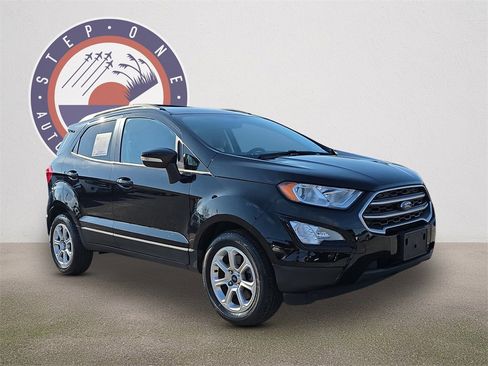 Certified 2021 Ford EcoSport SE image 2