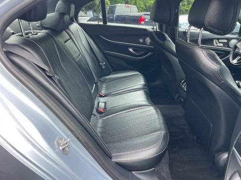 Used 2017 Mercedes-Benz E 300 4MATIC w/ Premium 2 Package image 18