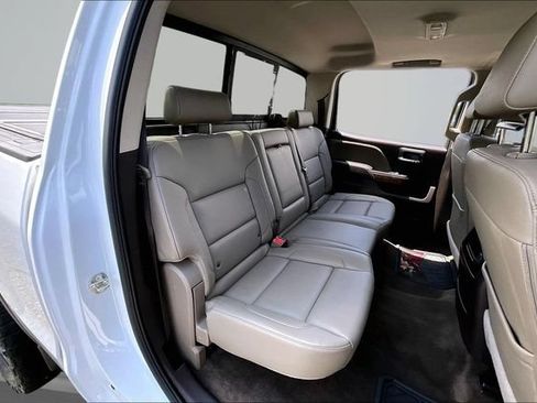 Used 2018 GMC Sierra 1500 SLT AWD/4WD image 26