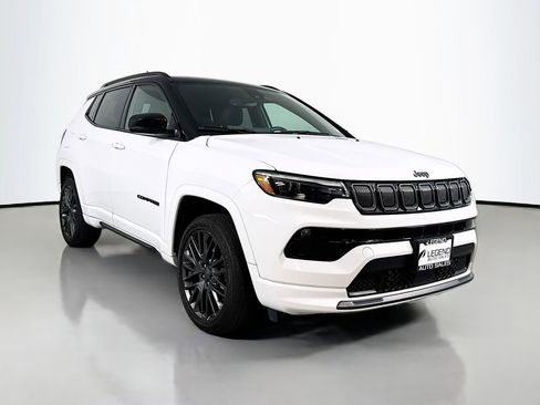 Used 2022 Jeep Compass High Altitude AWD/4WD image 3