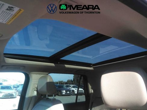 Used 2024 Ford Expedition Limited image 6