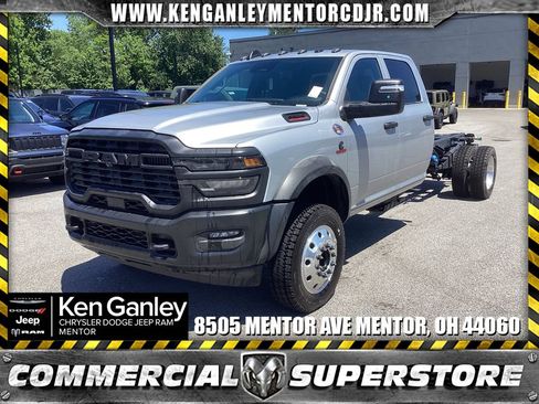 New 2026 RAM 5500 Tradesman AWD/4WD image 3